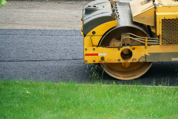 Reasons to Select Us for Your Driveway Paving Requirements in Round Lake Heights, IL